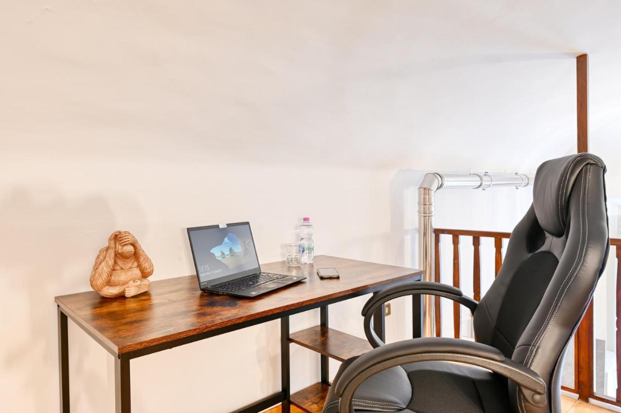 Appartement Elegant Oasis Among The Vatican And Via Del Corso Rome